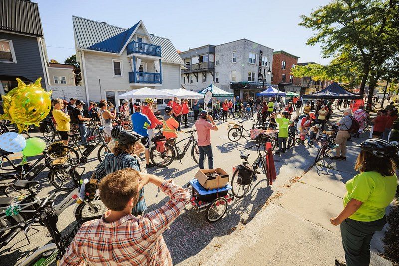 Sherbrooke s’anime ce samedi avec la Fête du vélo et le Droit de cité